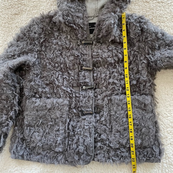 Women’s Adolfo Dominguez Cozy Warm Fuzzy Jacket 8 - Picture 13 of 15